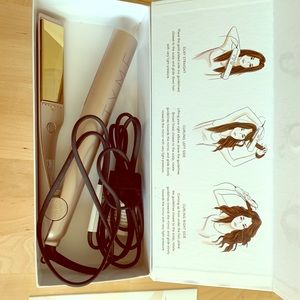 Tyme duo hair straightener + curler $150